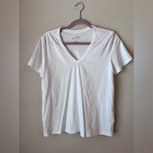 Universal Thread White Short Sleeve Tee